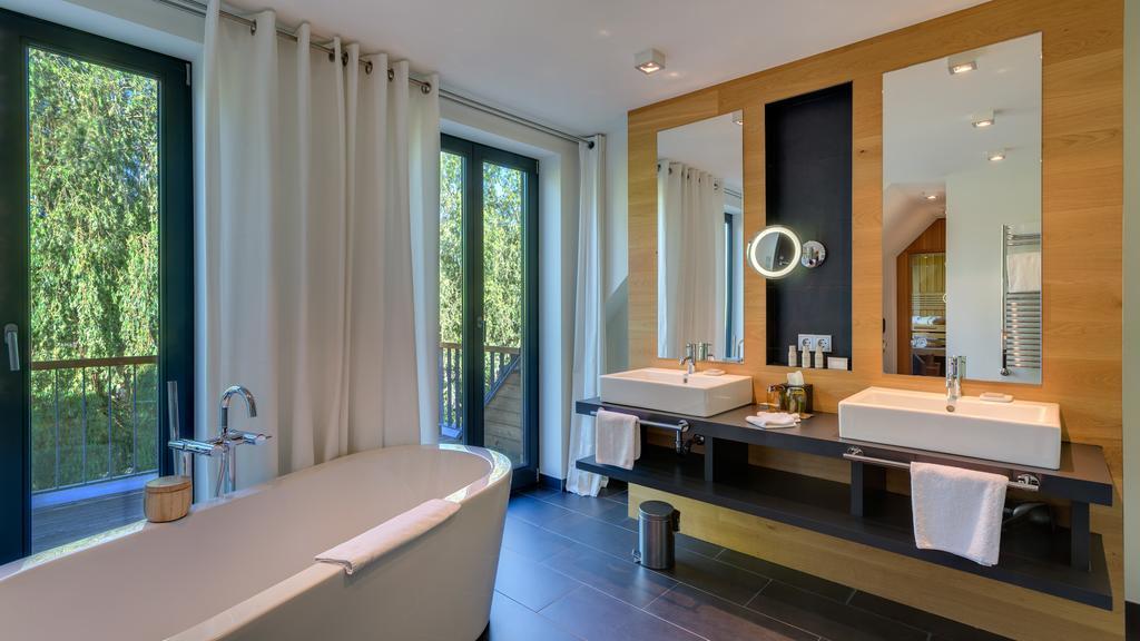 Hotel Strandhaus - Boutique Resort & Spa Lubben Bagian luar foto